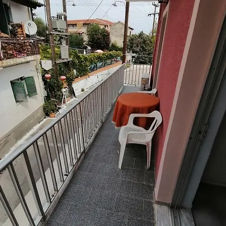 Flower Garden Apartment Benitses  Exterior photo