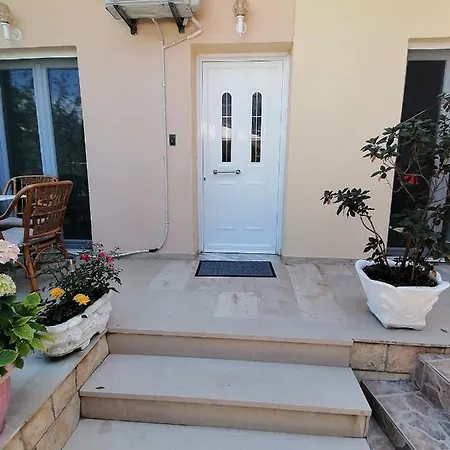 Flower Garden Apartment Benitses  Exterior photo
