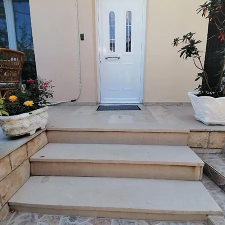 Flower Garden Apartment Benitses  Exterior photo