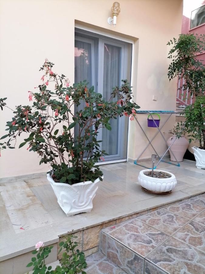 Flower Garden Apartment Benitses (Corfu)