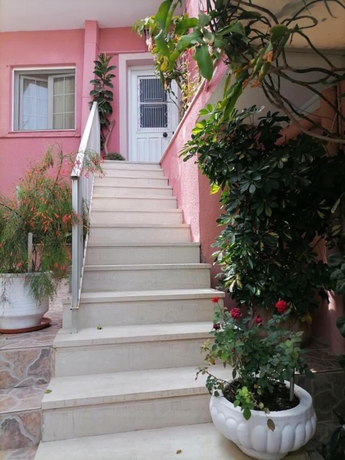 Flower Garden Apartment Benitses (Corfu)
